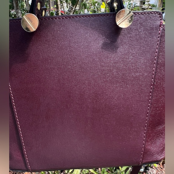 Dark burgundy red leather crossbody purse handbag - Picture 11 of 17